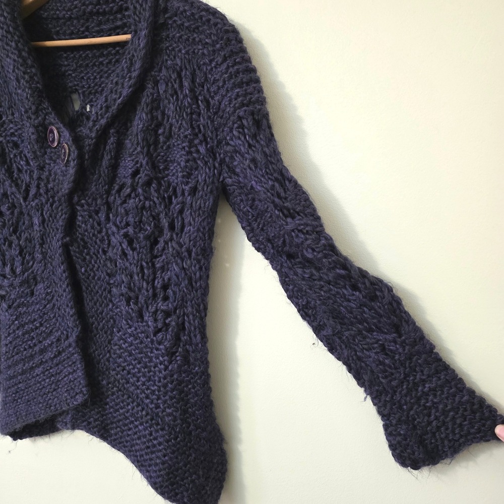 Hand knit Chunky Split Sweater Sz M Purple Asymmetric Whimsigoth Cottage Fairy - Picture 7 of 12